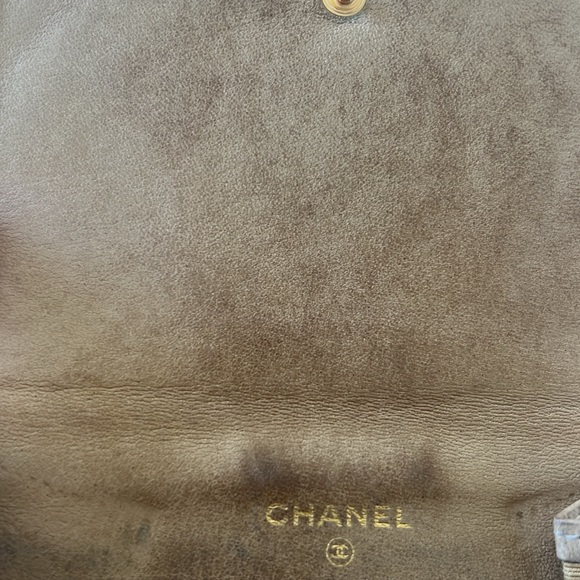 CHANEL Timeless Beige Caviar BiFold Wallet - Picture 8 of 17